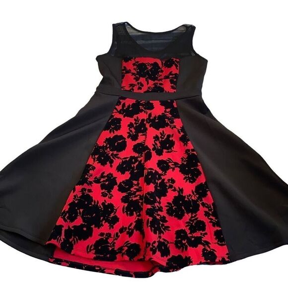 En Focus NWT Semi Formal Skater Dress Scuba Velvet Floral Vamp Romatic Goth M 8 - Picture 2 of 5